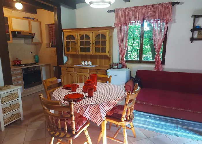 Alpstuga Sumska Bajka Lukovo *